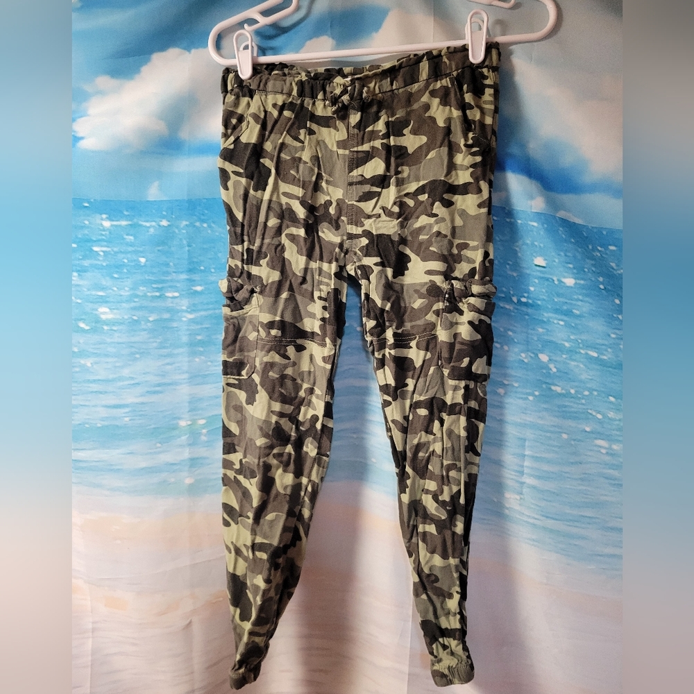 EPIC THREADS MACY'S GIRLS SIZE LARGE CAMO JOGGER